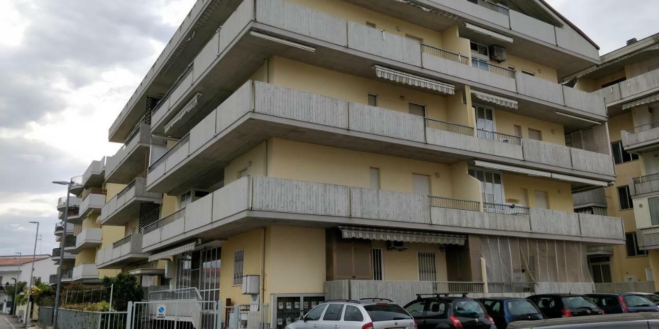 Albahome Alba Adriatica Exterior photo